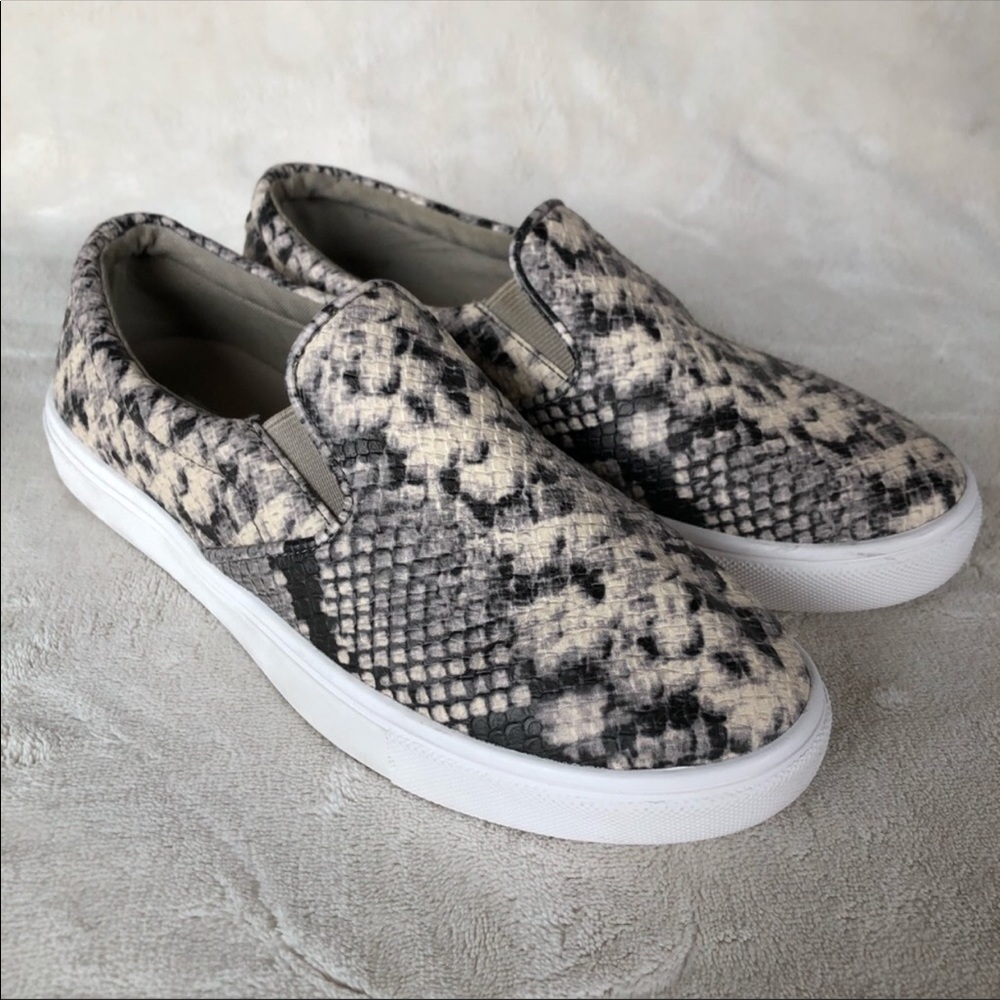 Steve Madden Snakeskin Sneaker
